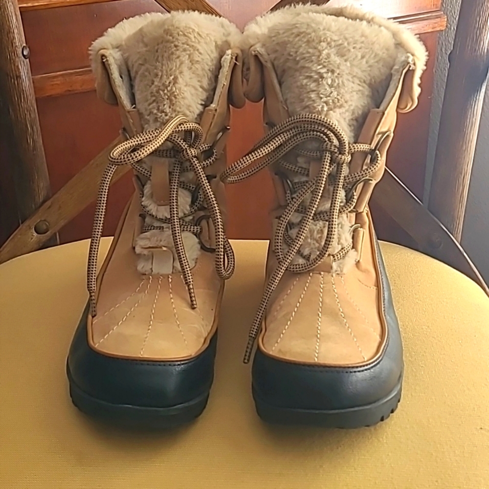 JBU SNOW BOOTS